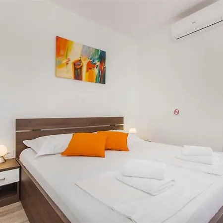 Of Murter, One Bedroom 2 Apartman Murter